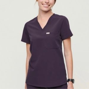 Excellent condition! Worn only a few times.